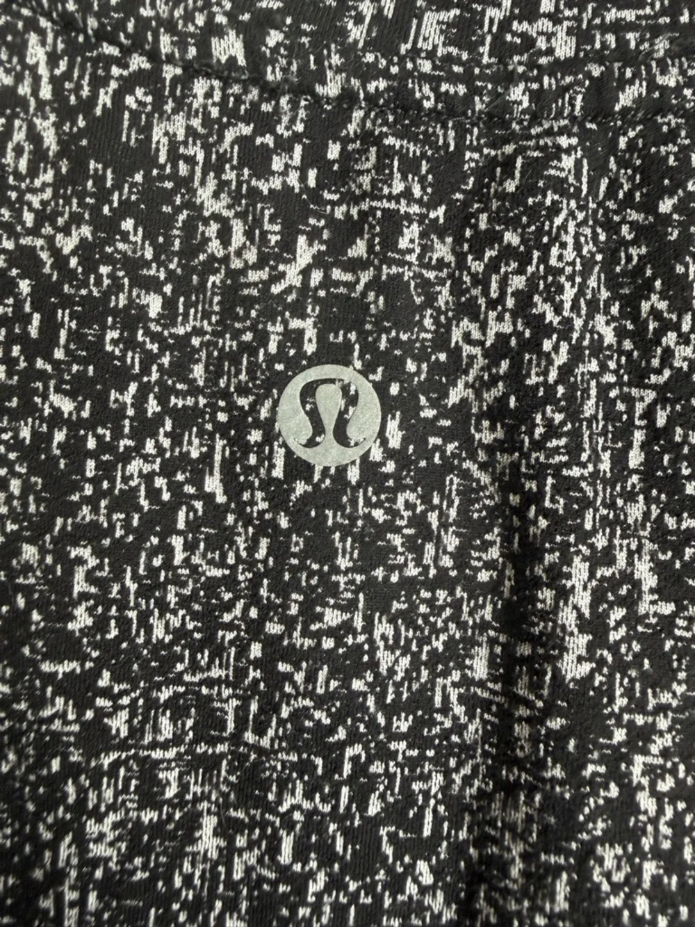 Lululemon Extra Mile Long Sleeve - Picture 7 of 7